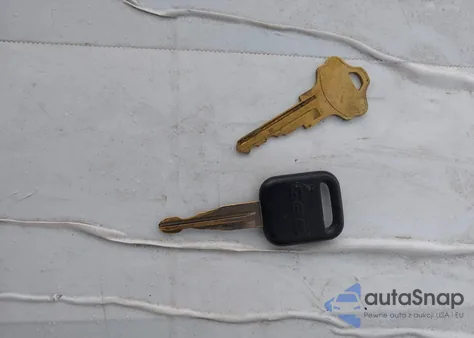 1993 Geo Storm из США, поврежденный, VIN J81RF236XP7532368